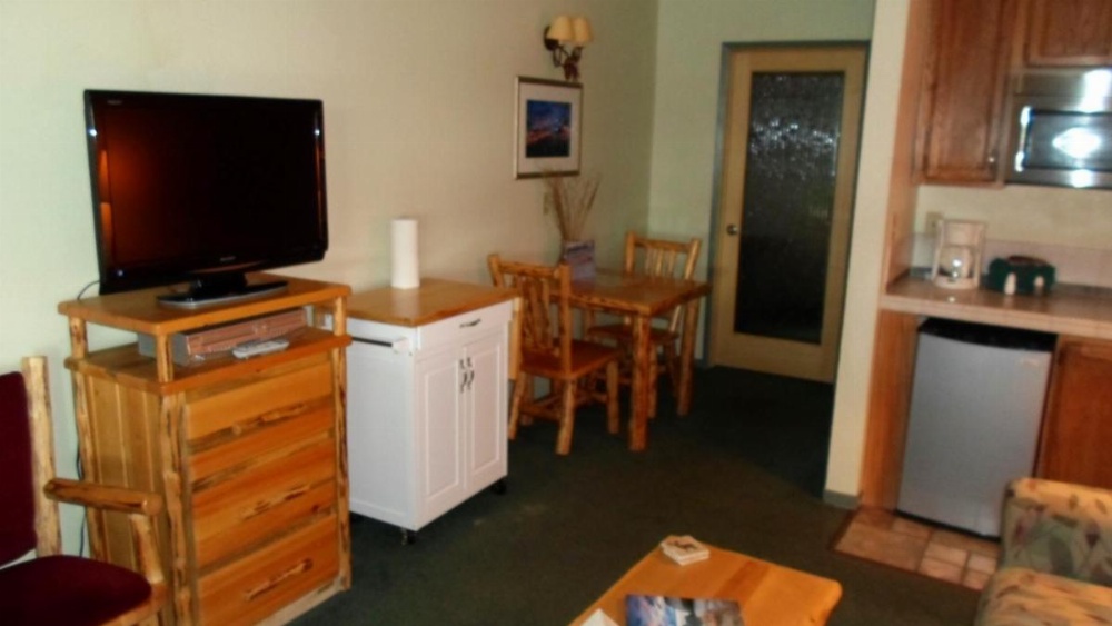 The Lodge at Lake Tahoe by VRI Resort Image 11